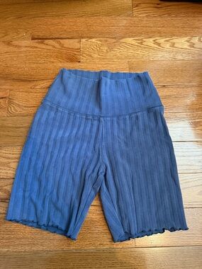 High-Waist Ribbed Bike Shorts in Slate Blue
